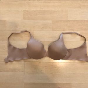 Victoria’s Secret nude lined Demi bra 34D